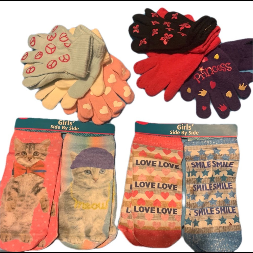 Girls 6 sets of gloves and  4 pairs of socks NWT